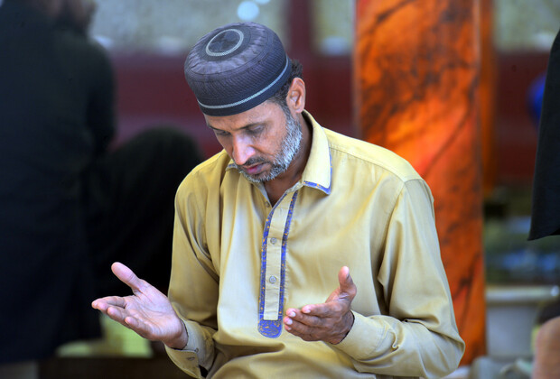 PAKISTAN-KARACHI-RAMADAN-FIRST FRIDAY PRAYER