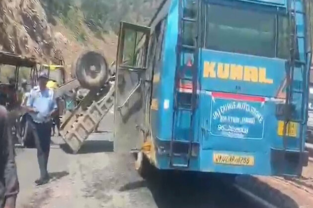 J-K: Bus carrying BSF personnel hits two vehicles in Ramban, four personnel injured