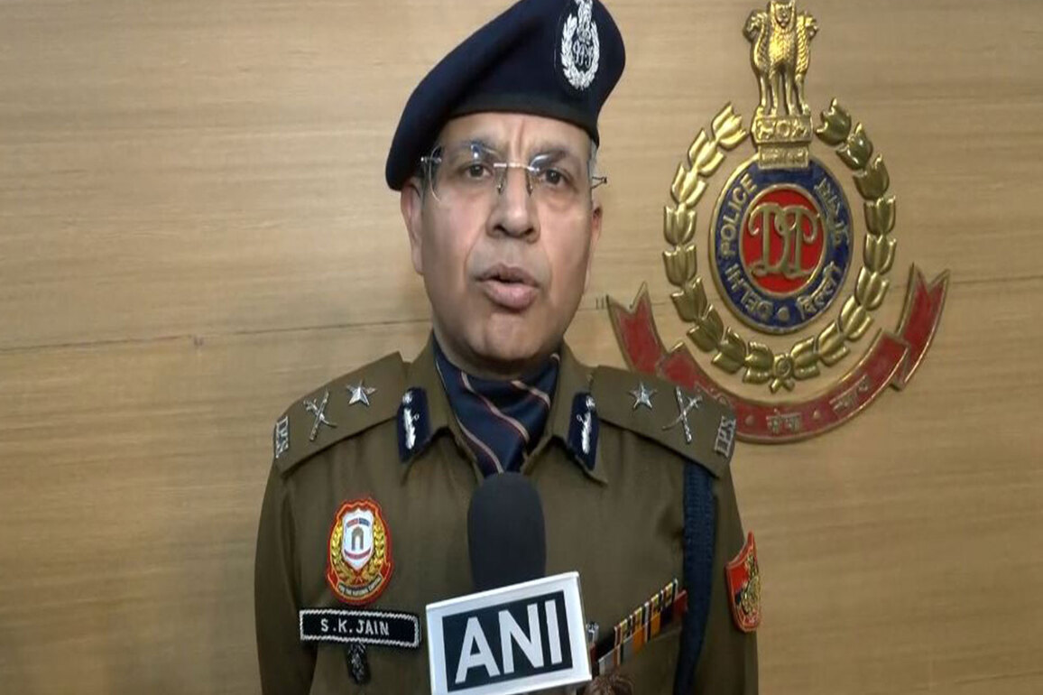 Delhi Police launches Op Shastra to target individuals sharing pictures with weapons on social media, and arrest 83 accused