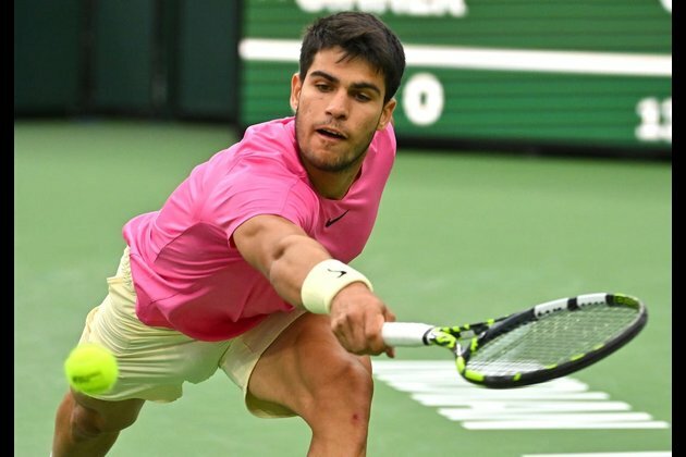 Carlos Alcaraz advances to Indian Wells final, eyes No. 1 ranking