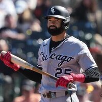 Phillies obtain veteran OF Derek Hill from White Sox