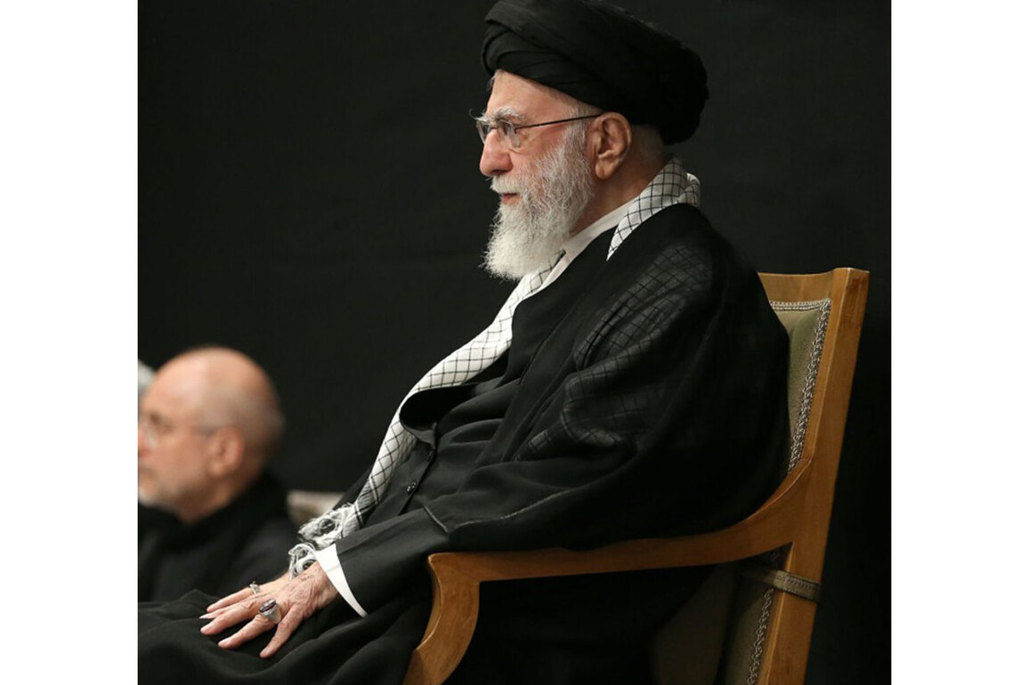 Khamenei tells Trump to "manage his own country" amid Iran protests