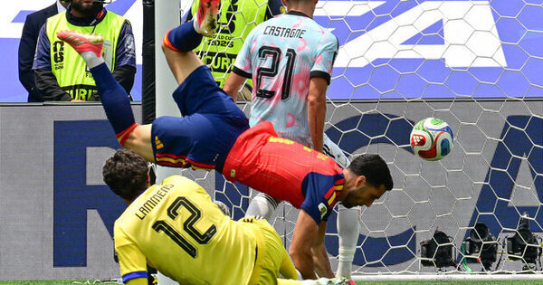 Spain beat Belgium 2-1 to reach World Cup semi-finals