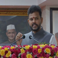 Gati Shakti Vishwavidyalaya signs MoU with DGCA to bolster aviation workforce