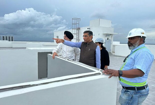 Indian envoy reviews progress of social housing projects in Maldives