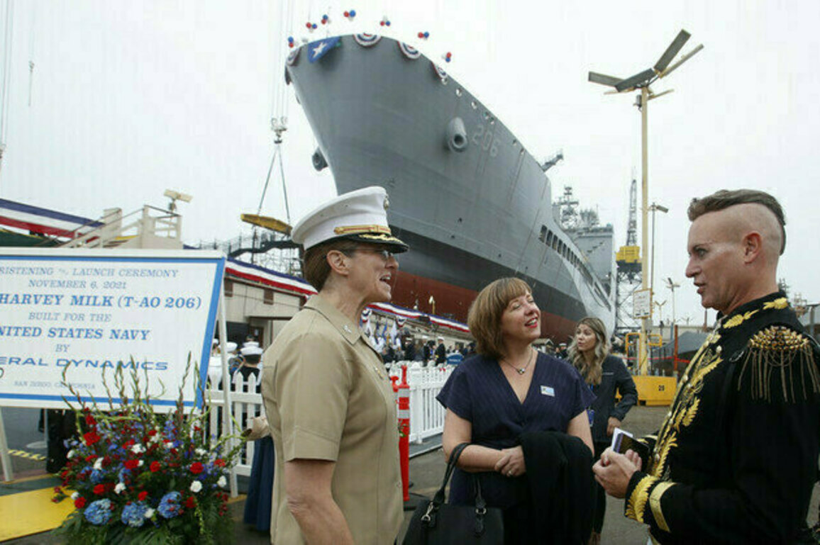 Pentagon to rename gay US warship  media