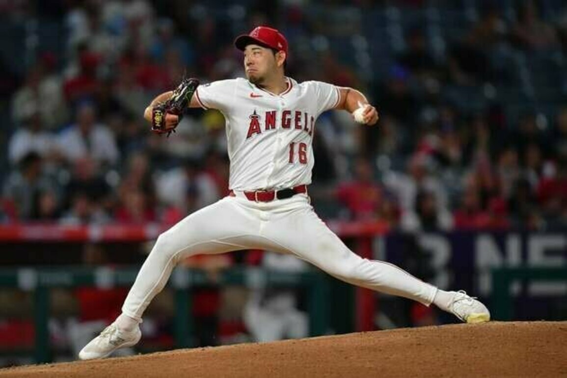 Yusei Kikuchi, Angels snap lengthy skid vs. Reds