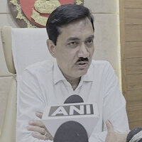 "Syrups, drugs should be used with precaution": Chhindwara DM on six child deaths
