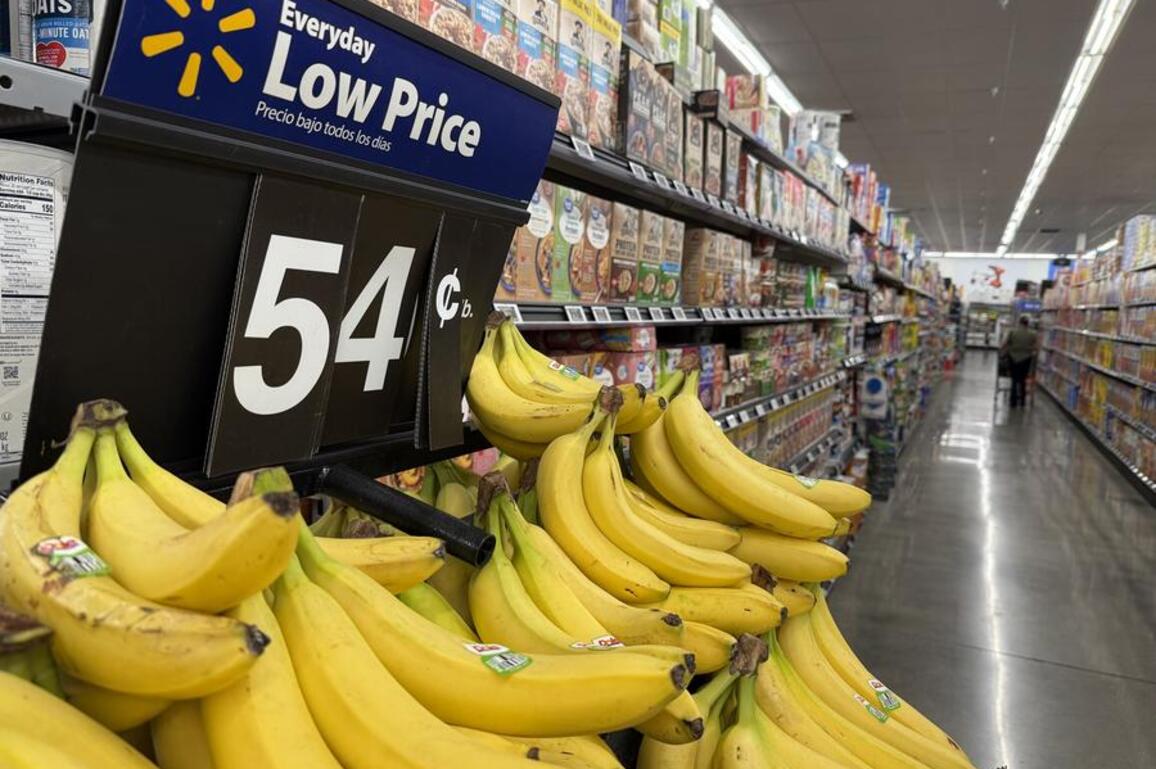 Roundup: Farmers' trade group highlights export crisis in U.S. agricultural heartland