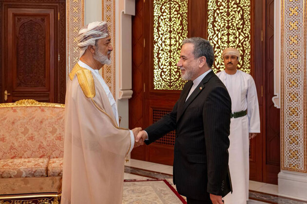 Iran's Foreign Minister Araghchi, Oman's Sultan discuss safe transit, regional stability in Muscat