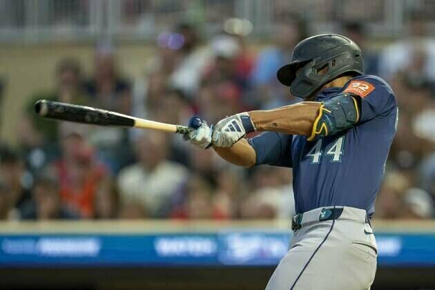 Julio Rodriguez, Mariners push past sinking Twins
