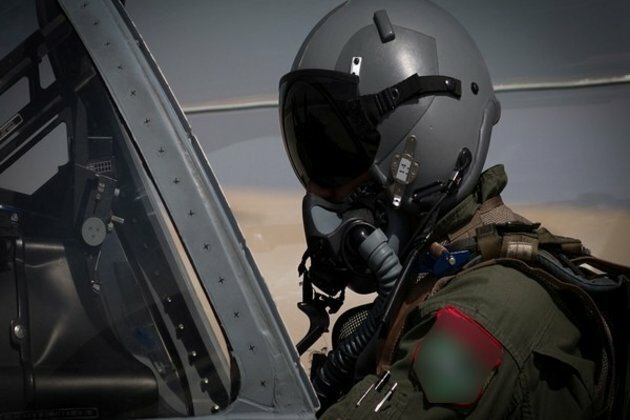 Pilots hired to help China understand how western planes operate