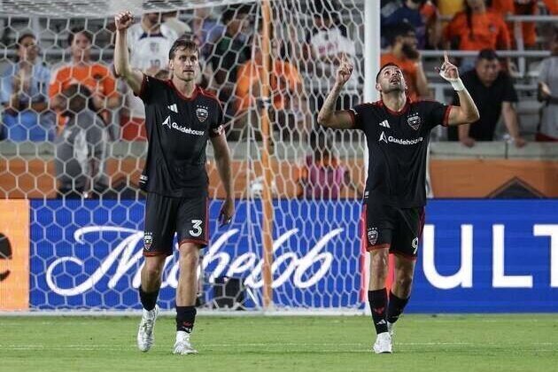 Playoff hopefuls Toronto, D.C. United out to earn crucial 3 points