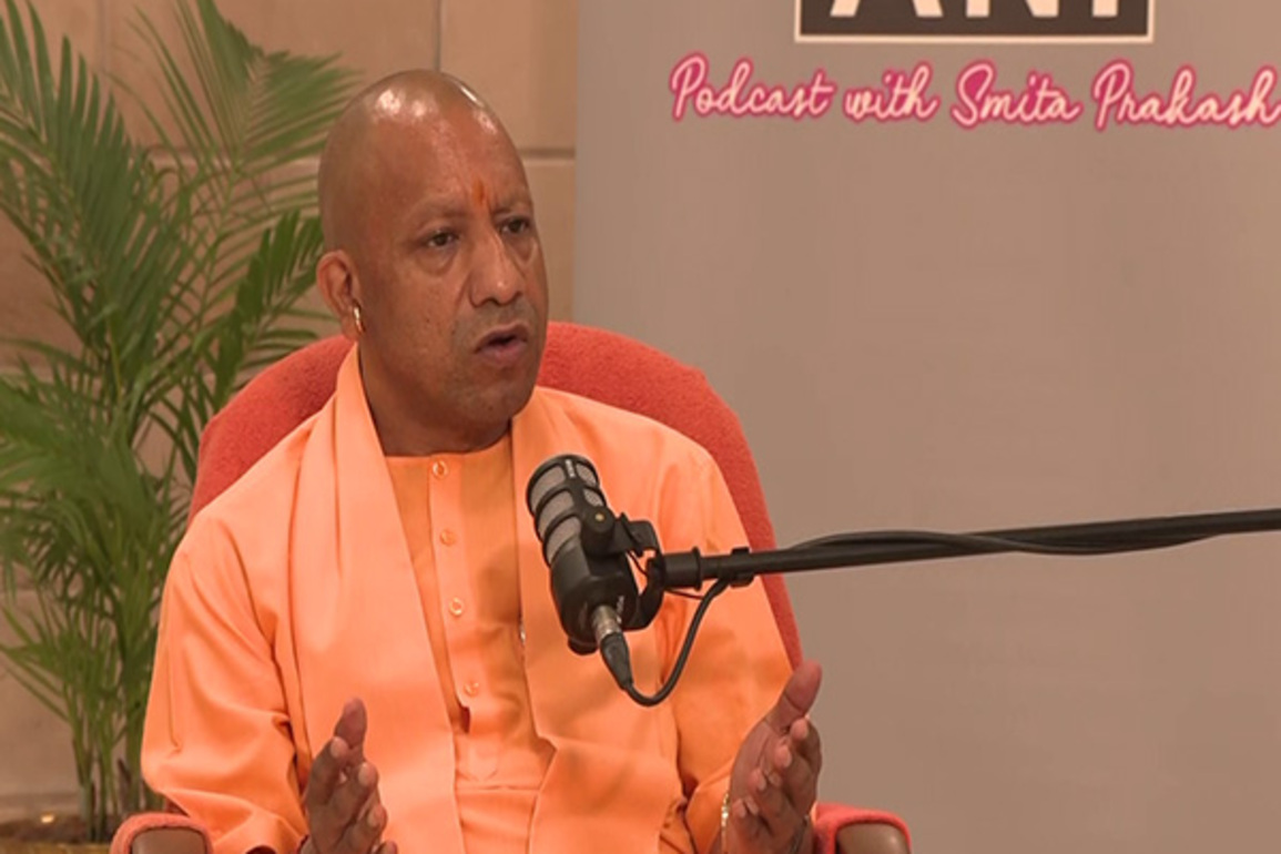 "When they feel their vote bank is at risk, they try to create divisions": CM Yogi targets Stalin on three-language row