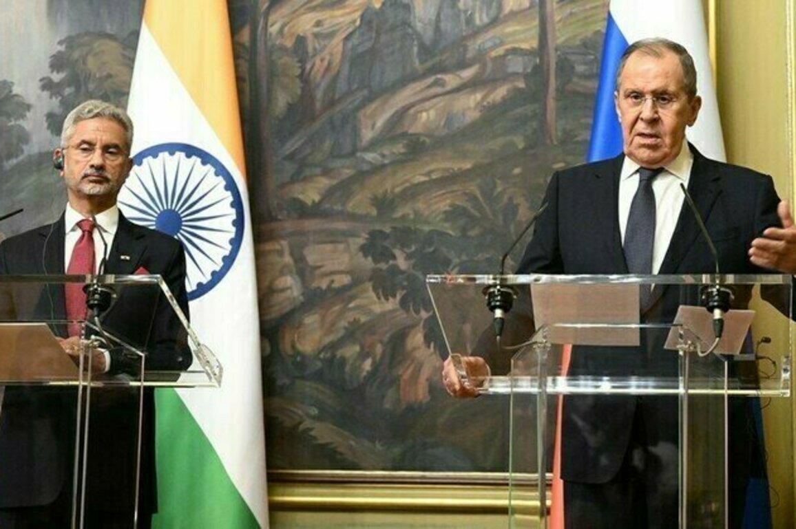 Russia urges India and Pakistan to resolve tensions through diplomacy