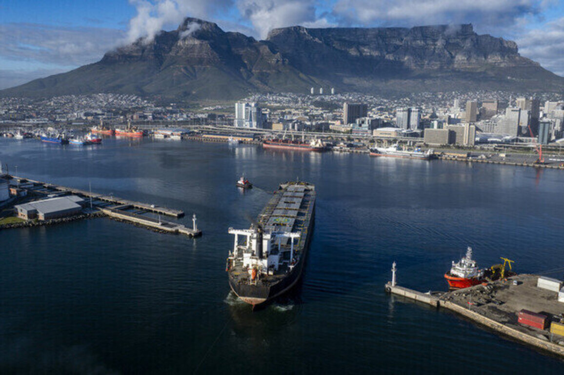 South African vessels can pass through Strait of Hormuz  Iran