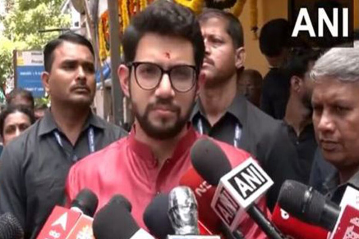 "Not empty claims, he has unearthed vote theft": Aaditya Thackeray backs Rahul Gandhi's allegations on ECI