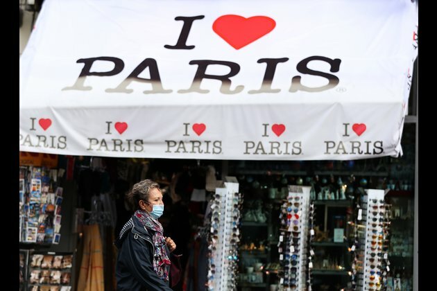 Latest COVID-19 watch: France&#039;s daily infections hit record high
