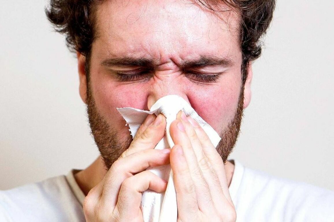 Met Office pollen bomb warning as hay fever-hit people in certain areas set to suffer