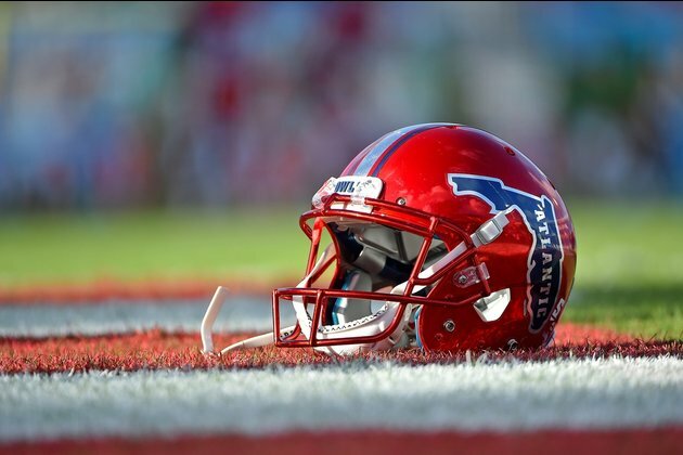 Deion Sanders' QB son commits to FAU