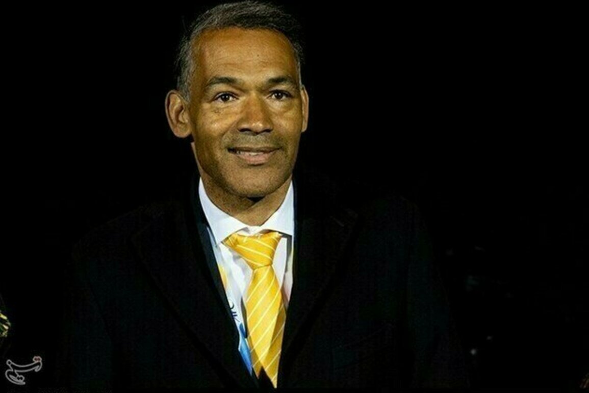 Former Sepahan Coach Morais Named Al Wahda Coach