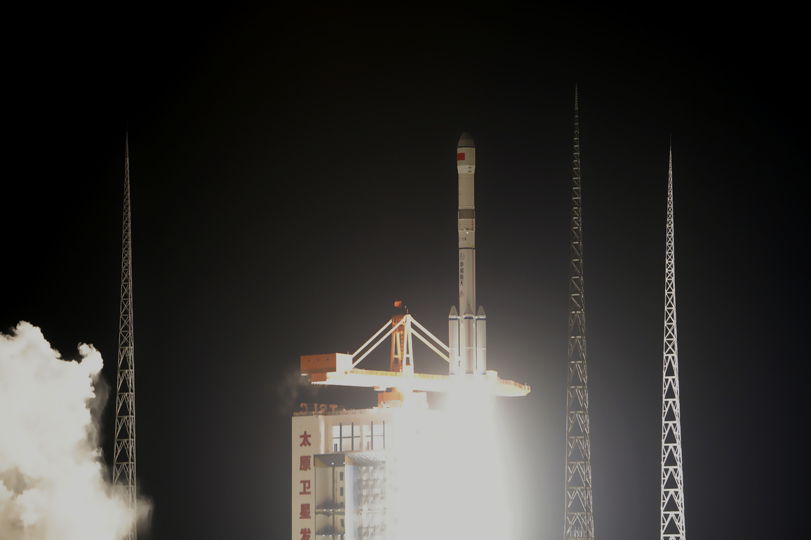 (EyesOnSci) CHINA-TAIYUAN-REMOTE SENSING SATELLITES-LAUNCH (CN)
