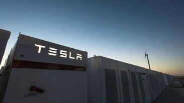  Tesla's Battery Energy Storage