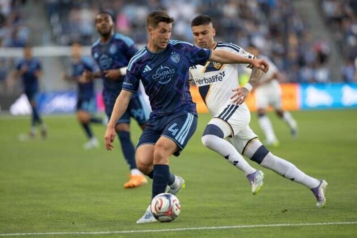 Sporting KC earns second win of year, defeating Galaxy again