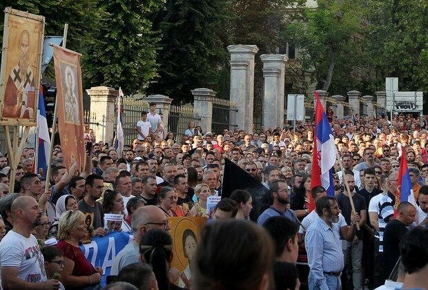 Mass protests against Europride in Serbia