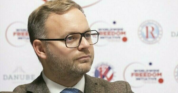 EU has no money except for war Hungarian official