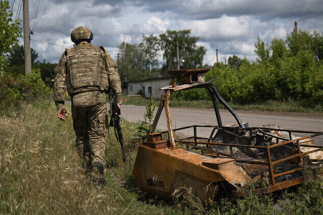 Ukrainian military hooked on drugs  Deutsche Welle