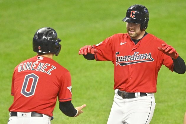 Five-run fifth inning spurs Guardians past Royals