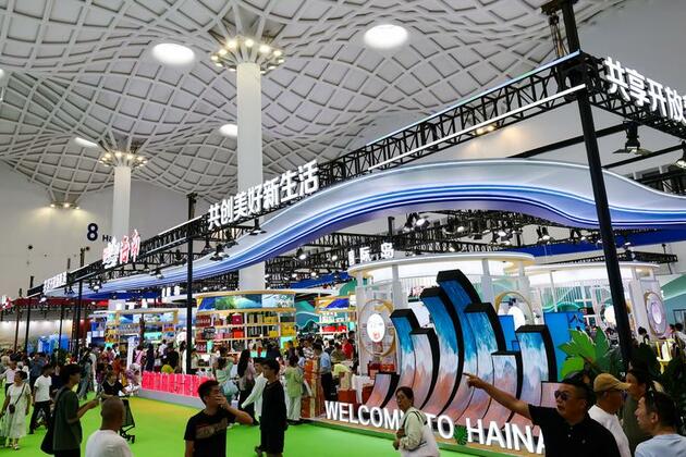 Update: China to boost consumption with stronger financial support