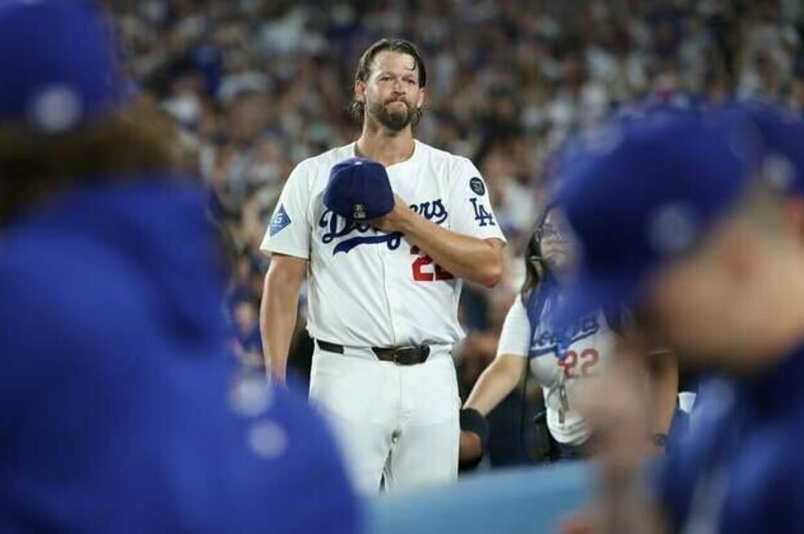 Dodgers top Giants, clinch playoff spot in Clayton Kershaw's home sendoff