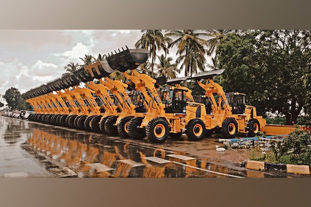 LT dispatches special construction equipment to Border Roads Organisation