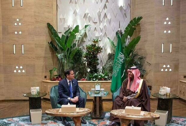 Saudi Crown Prince, U.S. Secretary of State discuss regional, international developments