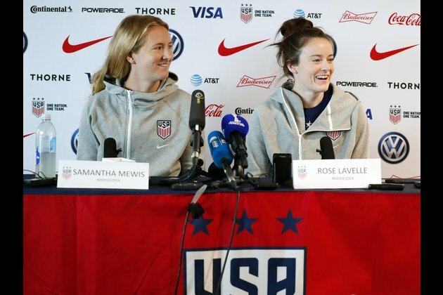 USWNT stars Lavelle, Mewis set to rejoin NWSL