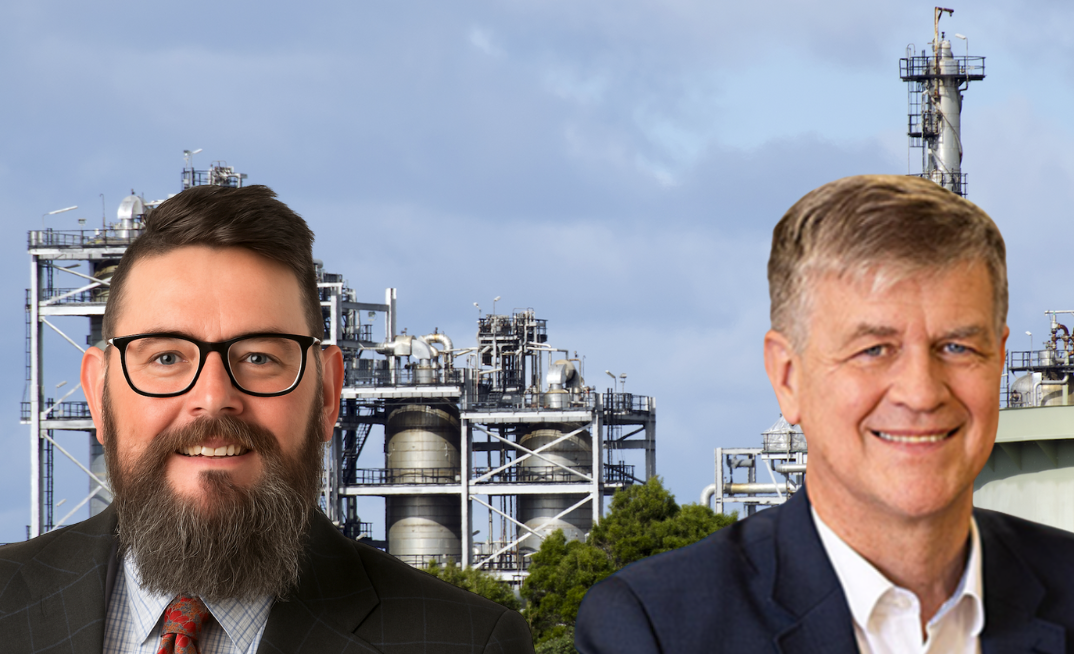 NZ’s Contact Energy lands a 7-year gas ‘all of government’ gas deal. Pictured: Energy Resources Aotearoa CEO John Carnegie and Contract Energy CEO Mike Fuge.