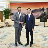 CHINA-BEIJING-HAN ZHENG-NOVARTIS-CEO-MEETING (CN)