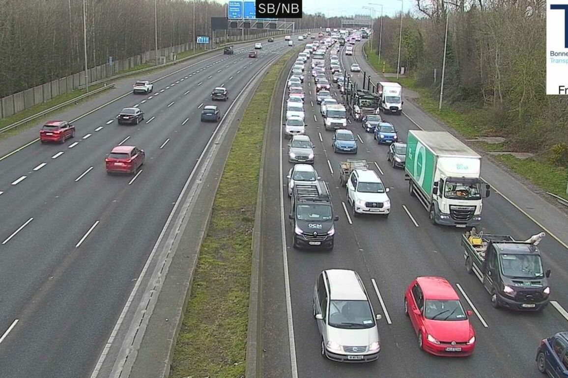 Dublin traffic LIVE- Long M50 delays in both directions