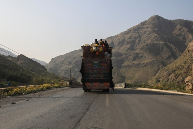 Khyber-Pakhtunkhwa traders urge reopening of Pak-Afghan borders as prolonged closure causes massive economic losses