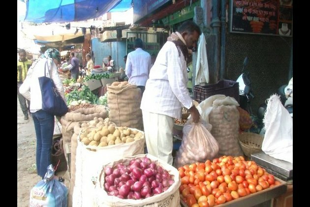 Onion prices touch Rs 110 per kg at market in WB's Siliguri