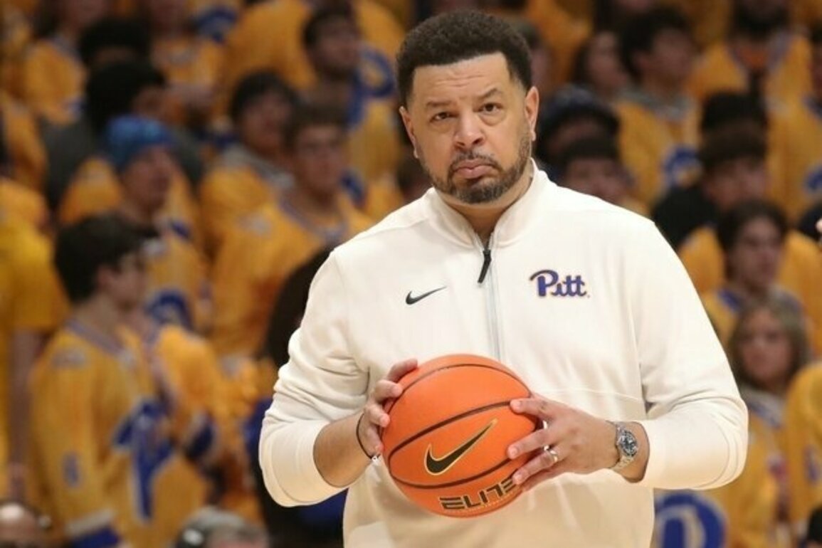 Slumping Pitt aims to halt slide vs. Miami
