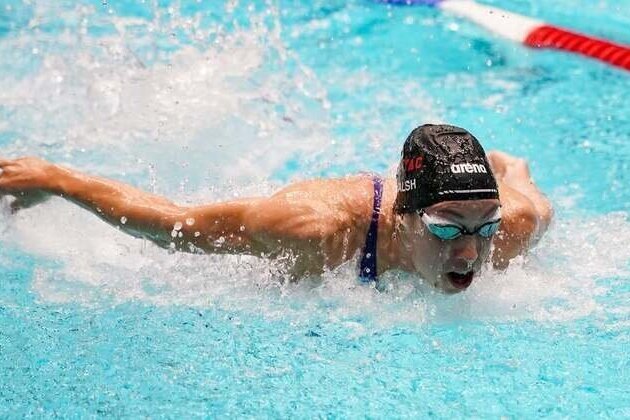 U.S. sets 4100-meter mixed medley relay world record