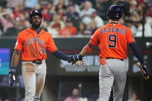 Surging Astros secure series win over Rangers