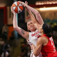 Dream overcome sloppy start, cruise to win over Mystics