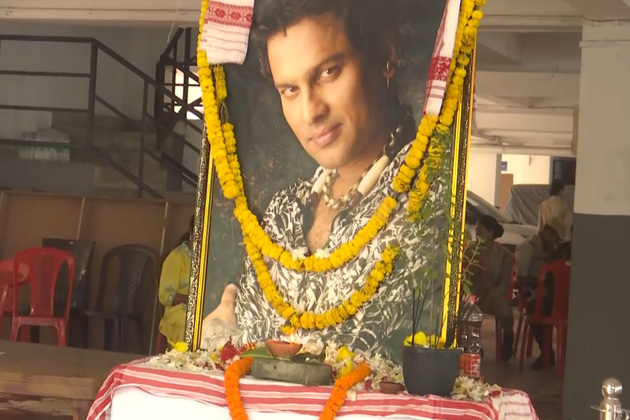 Fans gather at singer Zubeen Garg's residence in Guwahati to mourn his demise