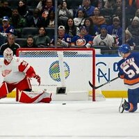 On a hot streak, Isles strive to maintain supremacy over Flyers