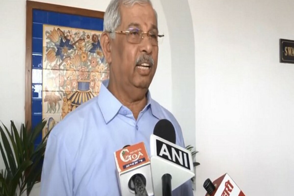 Kerala Governor, CM Vijayan extend Eid-al-Adha greetings