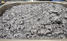 Teste metalúrgico com grafite do projeto Minas Gerais